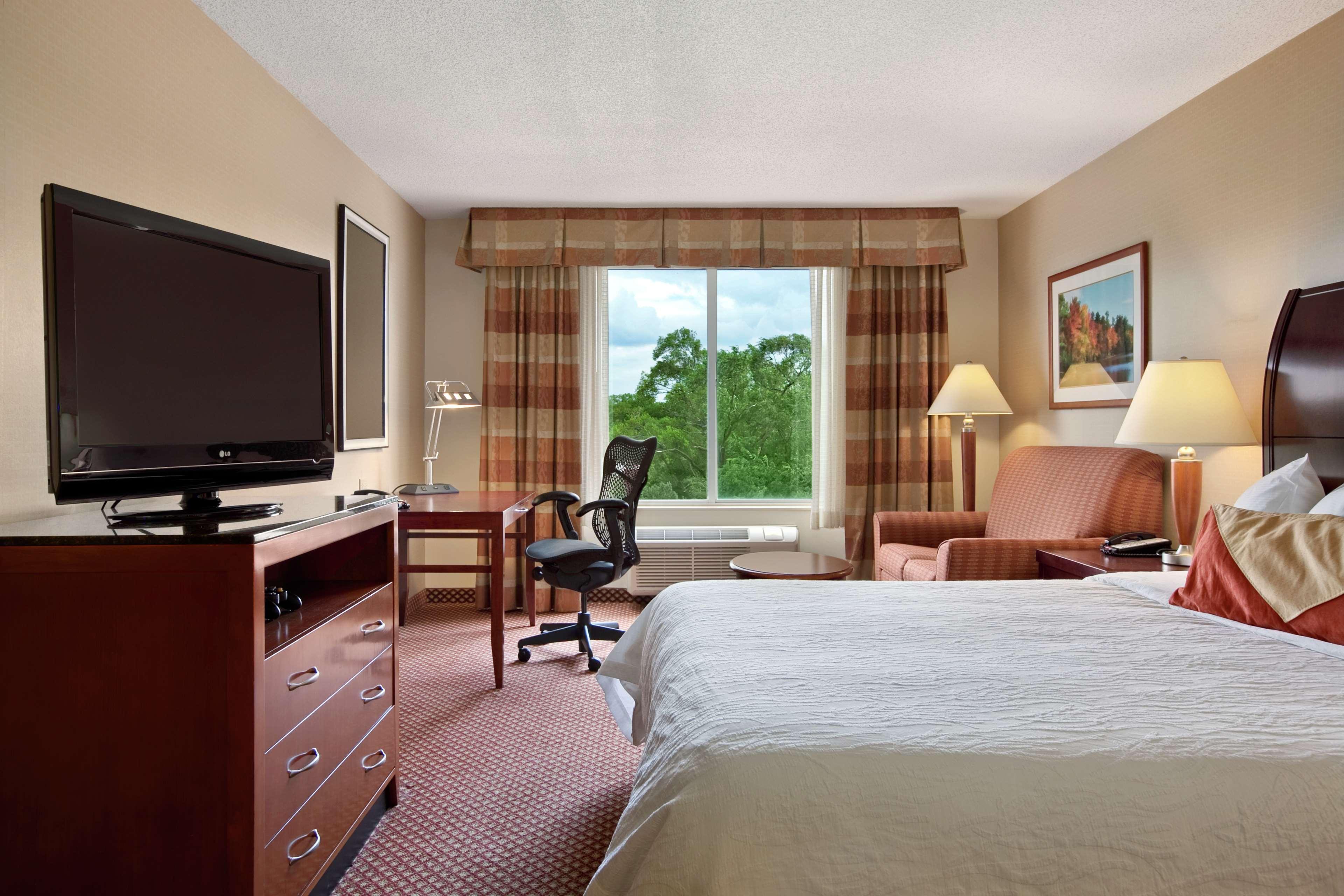 Hilton Garden Inn Oakbrook Terrace Rom bilde