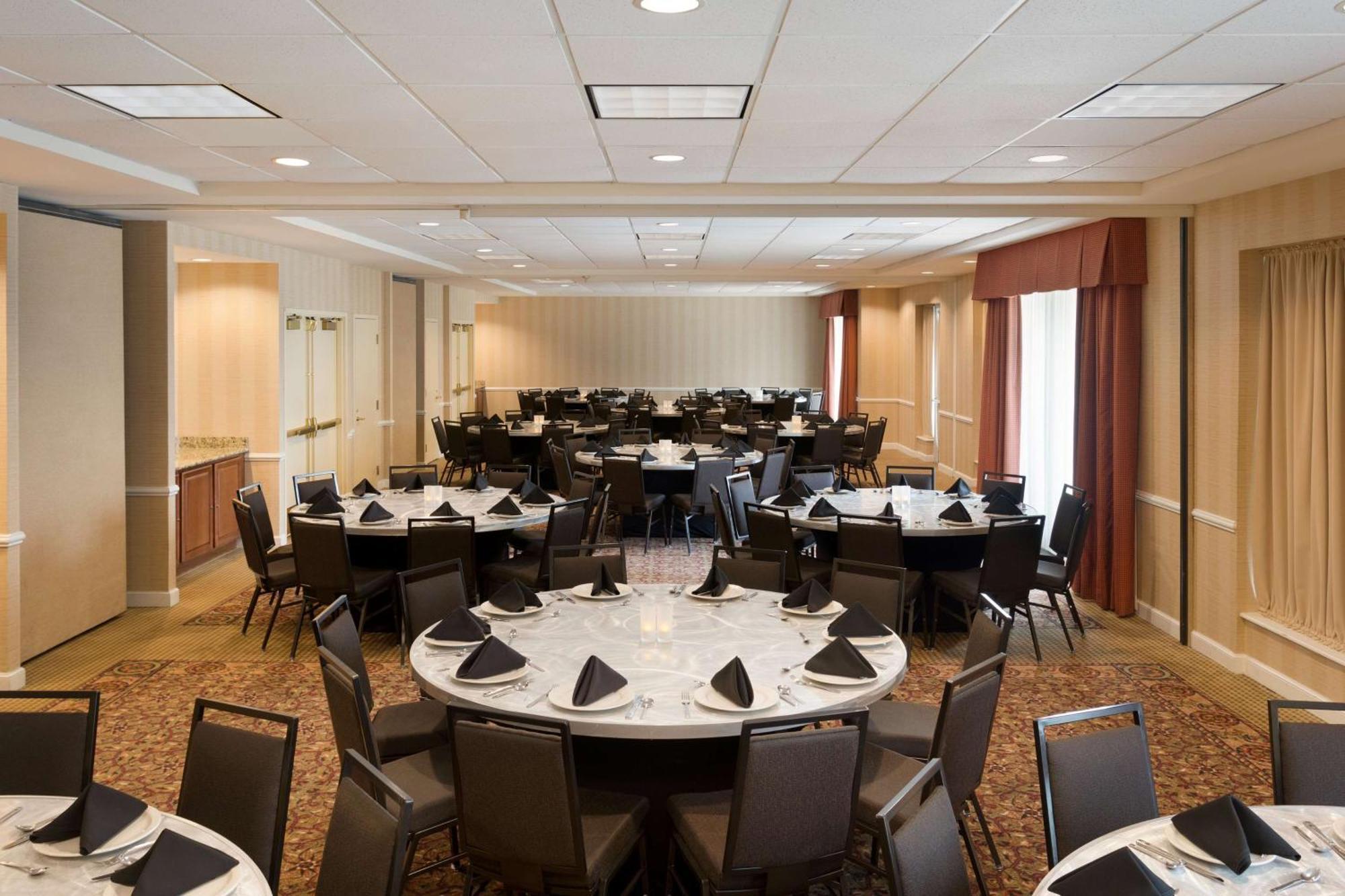Hilton Garden Inn Oakbrook Terrace Eksteriør bilde
