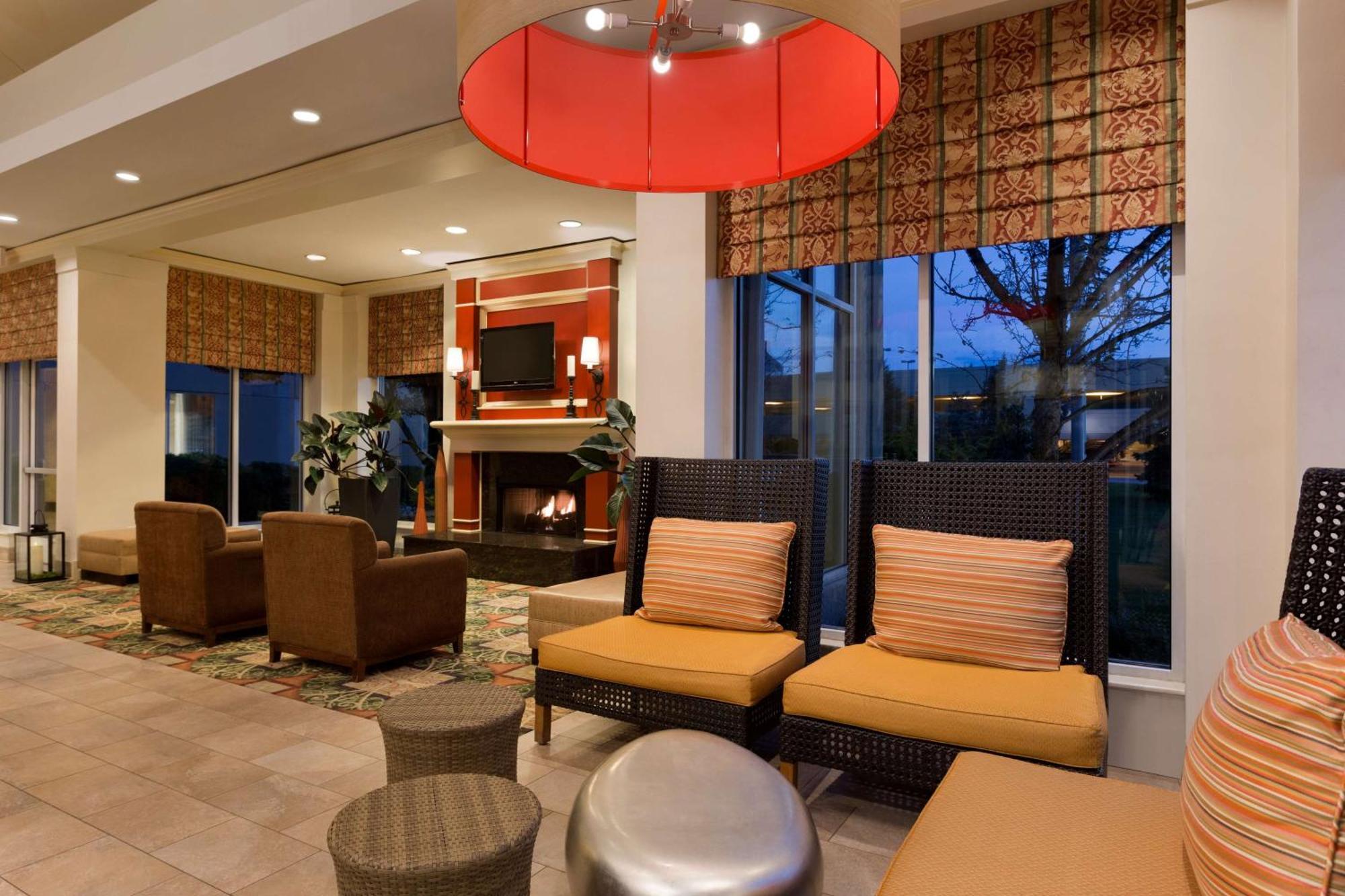 Hilton Garden Inn Oakbrook Terrace Eksteriør bilde