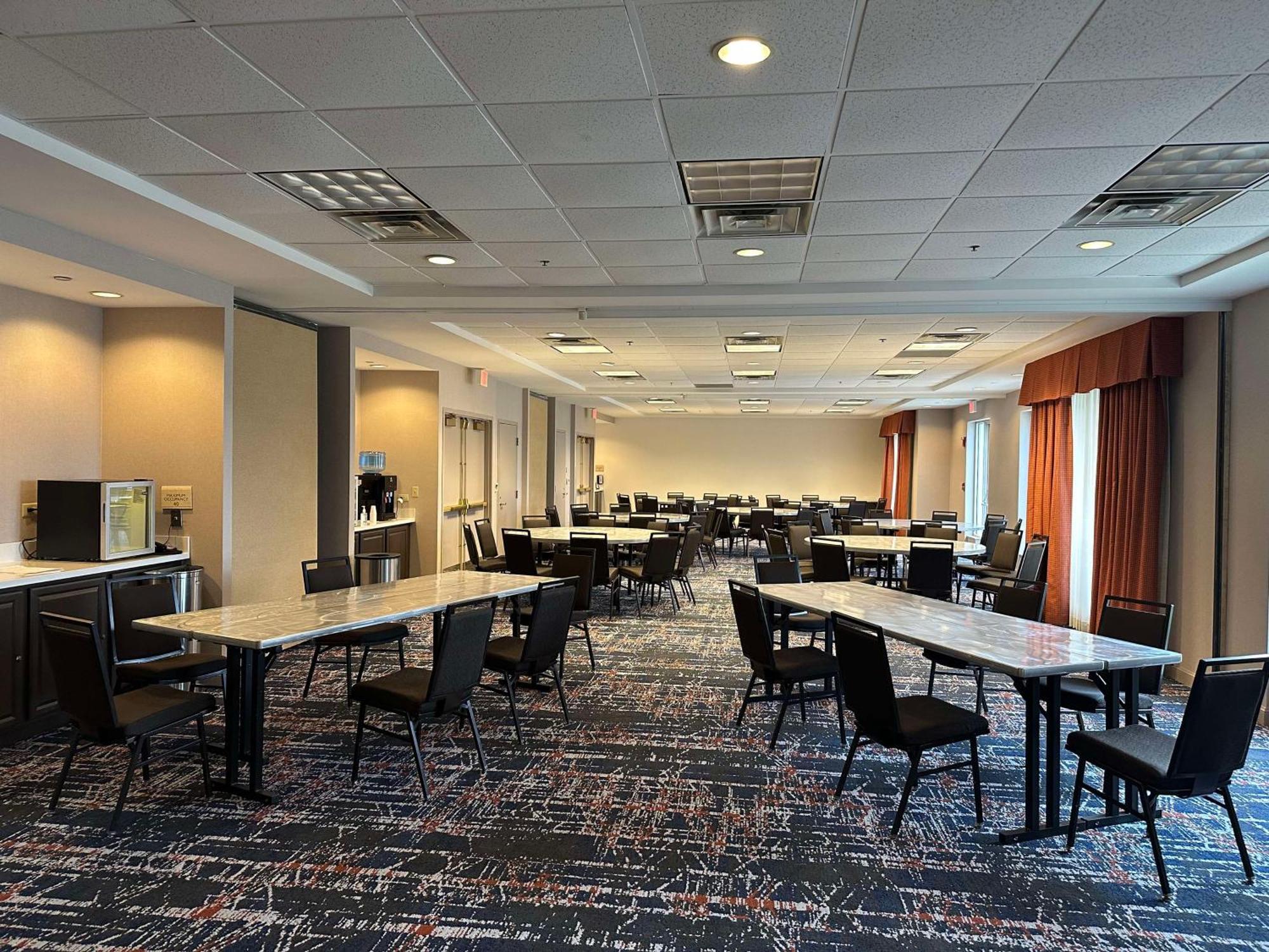 Hilton Garden Inn Oakbrook Terrace Eksteriør bilde